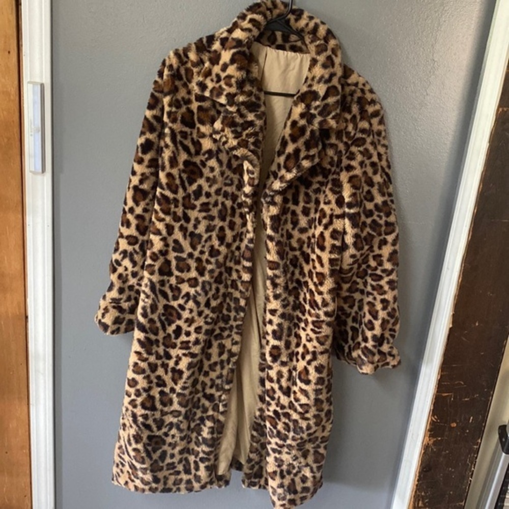 SHEIN Lapel Collar Leopard Button From Flannel Coat Very Soft! Sz M